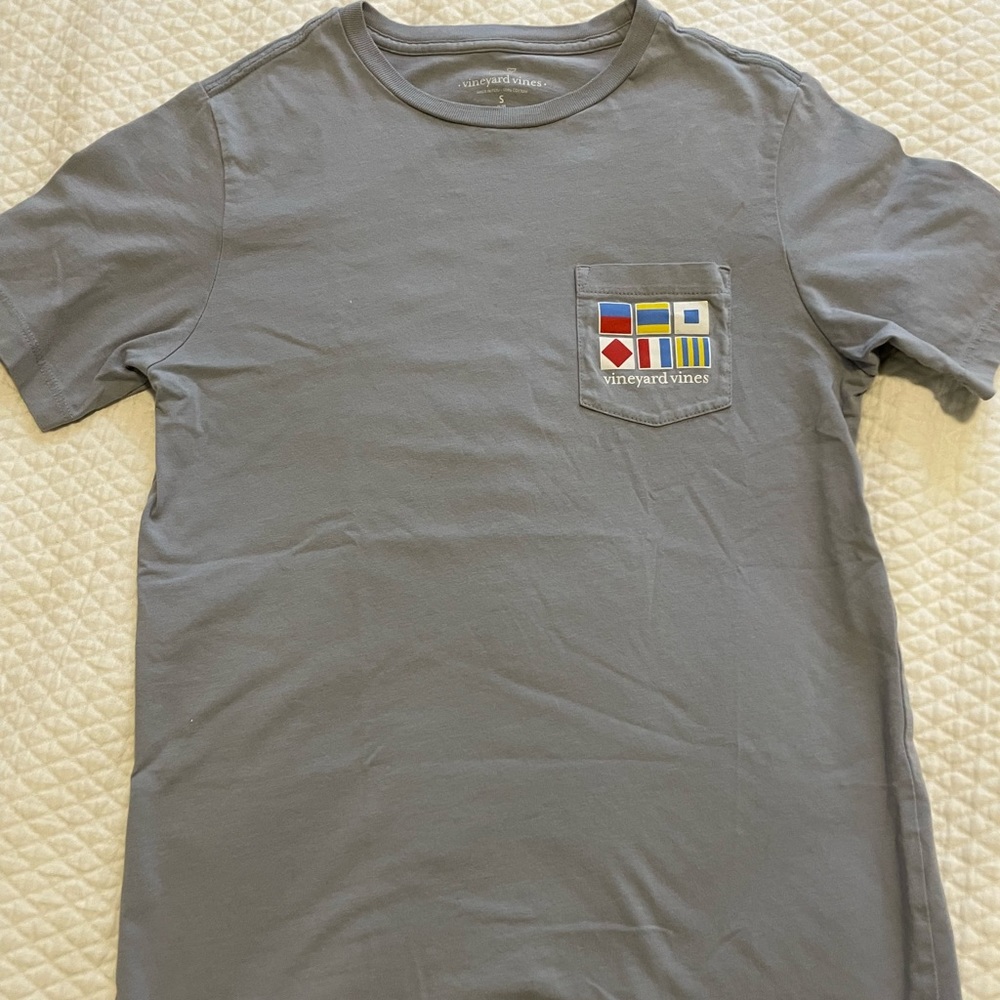 Kids Vineyard Vines T-shirt size S (8-10)